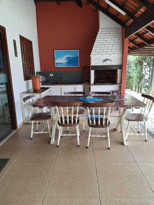 Casa para aluguel de temporada em Bertioga (Condominio Morada da Praia)