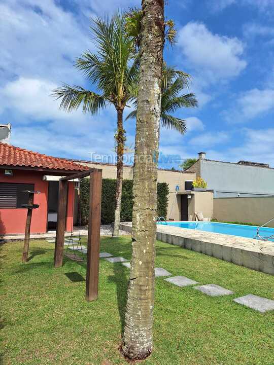 Casa para aluguel de temporada em Bertioga (Condominio Morada da Praia)