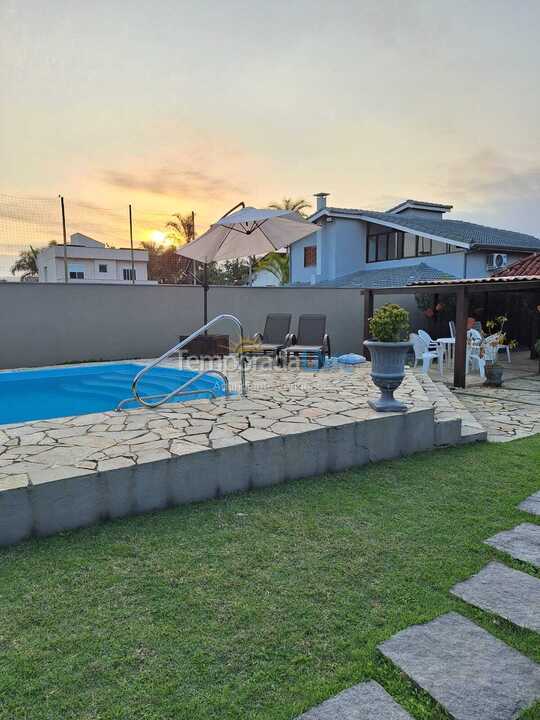 Casa para aluguel de temporada em Bertioga (Condominio Morada da Praia)