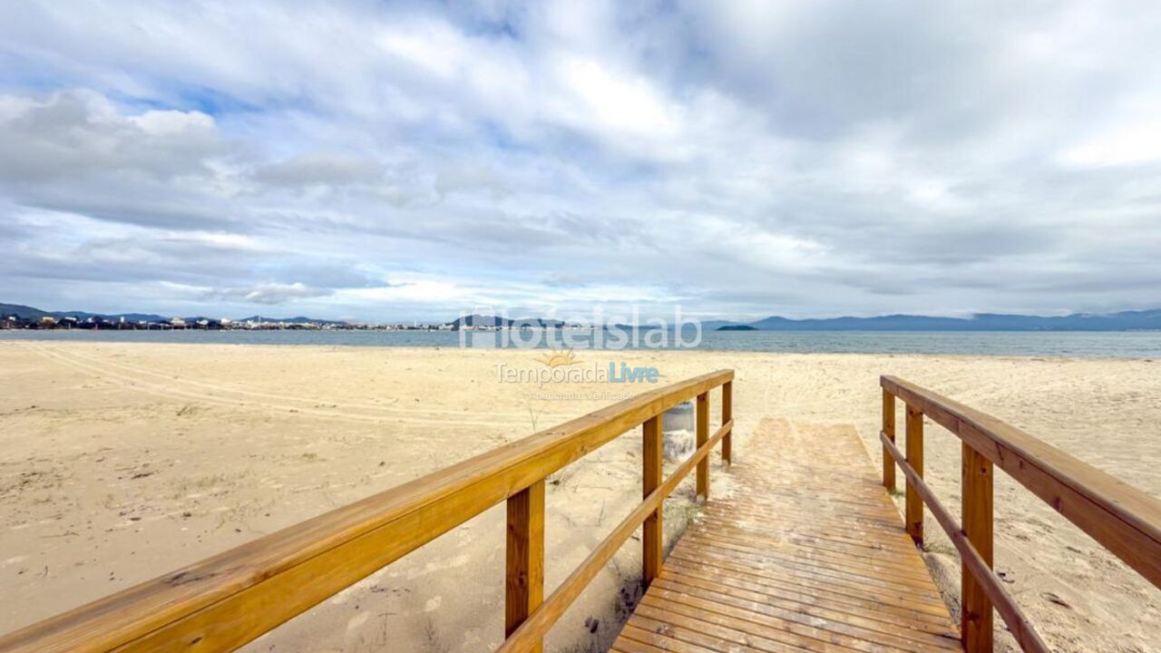 Casa para aluguel de temporada em Florianópolis (Cachoeira do Bom Jesus)