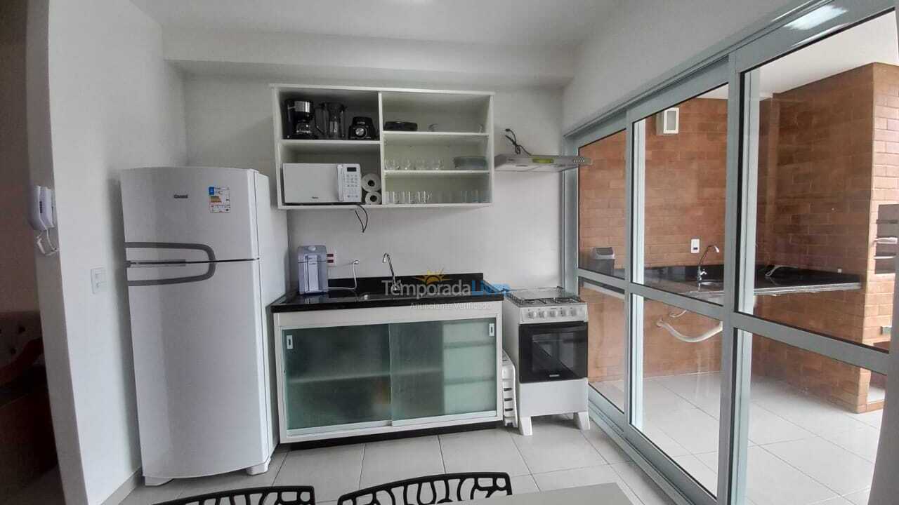 Apartamento para aluguel de temporada em Ubatuba (Praia Grande)