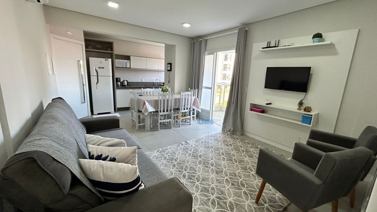 Apartment for vacation rental in Governador Celso Ramos (Praia de Palmas)