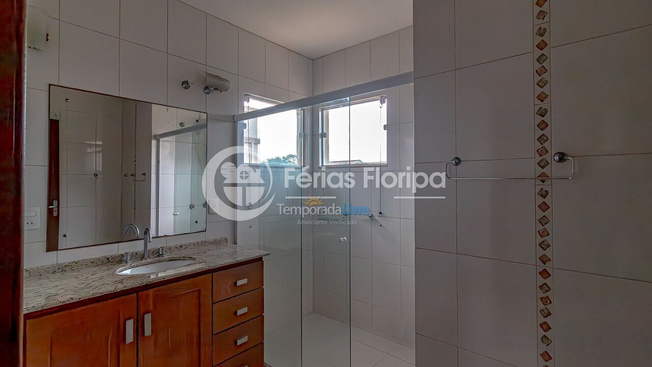 Chácara / sítio para aluguel de temporada em Florianopolis (Campeche)