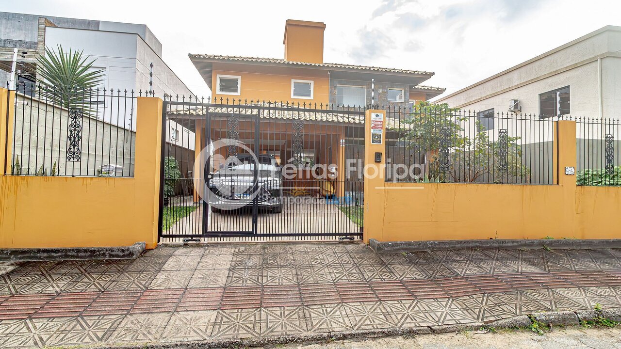 Chácara / sítio para aluguel de temporada em Florianopolis (Campeche)