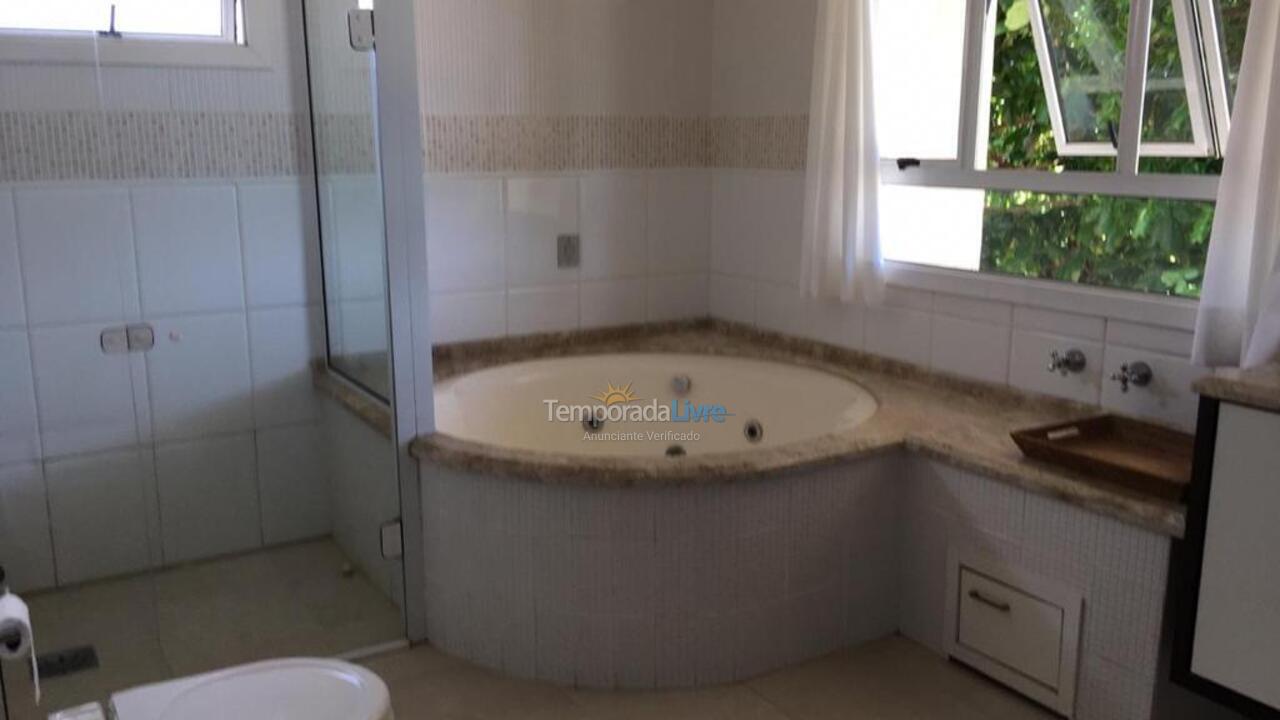 Casa para aluguel de temporada em Florianópolis (Praia da Daniela)