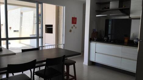 Casa 4 Dormitórios com Vista Mar na Daniela