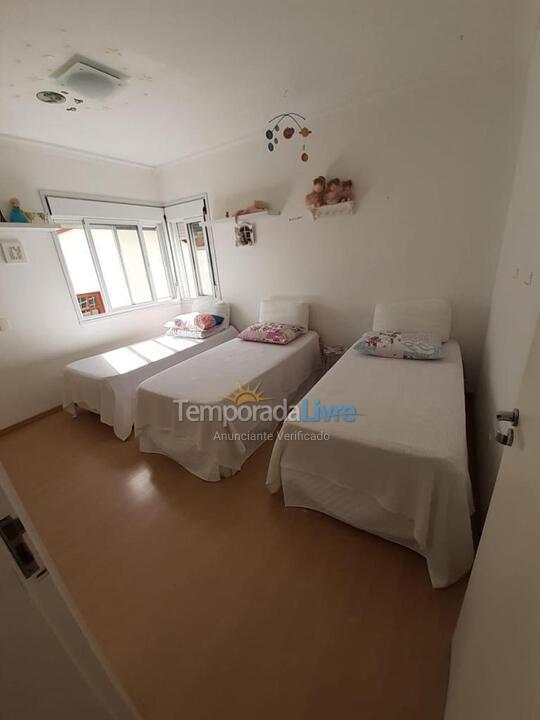 Casa para aluguel de temporada em Florianópolis (Praia da Daniela)