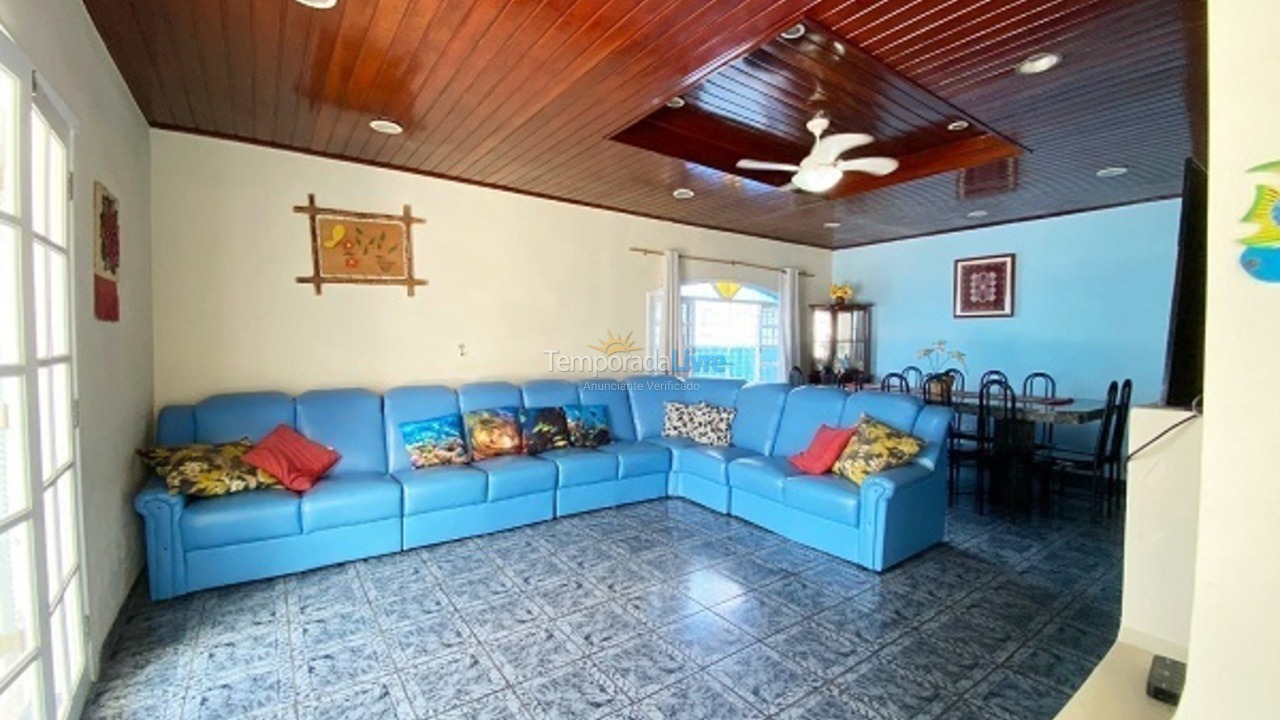 Casa para aluguel de temporada em Ubatuba (Maranduba)