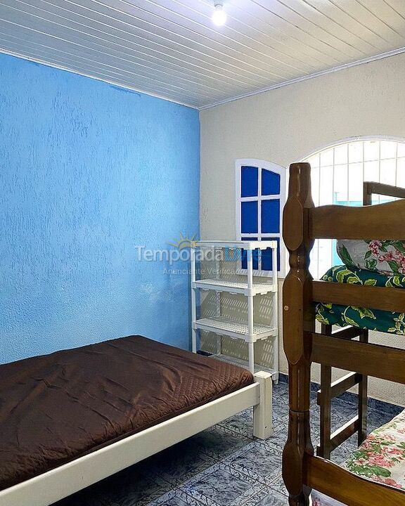 Casa para aluguel de temporada em Ubatuba (Maranduba)