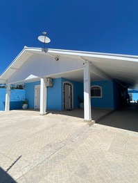 CASA +EDICULA, P/20 PES.- 5 DORM. -AR COND.- WIFI- PISCINA PRIVATIVA