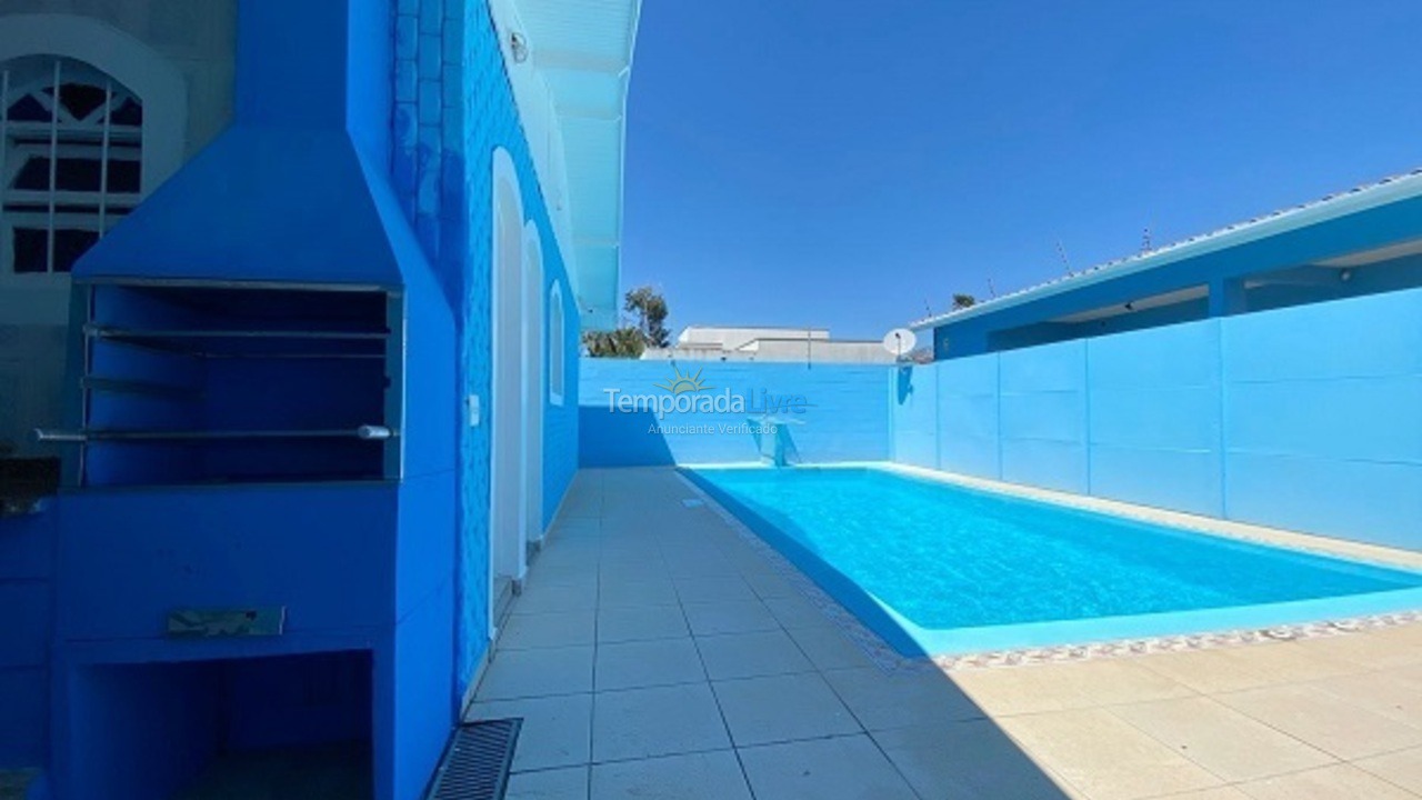 Casa para aluguel de temporada em Ubatuba (Maranduba)