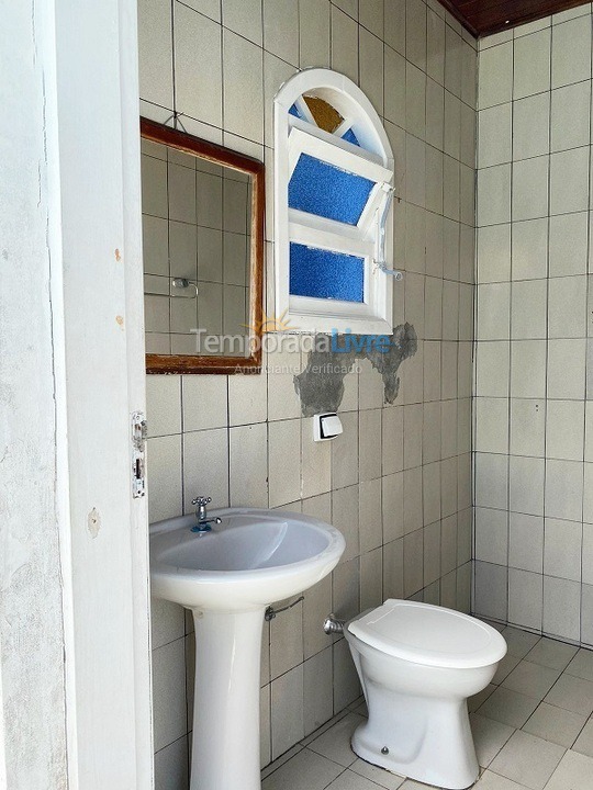 Casa para aluguel de temporada em Ubatuba (Maranduba)