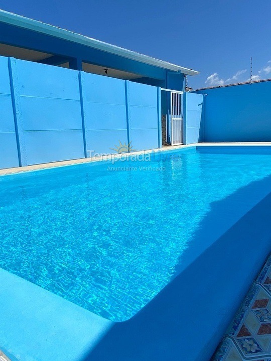 Casa para aluguel de temporada em Ubatuba (Maranduba)