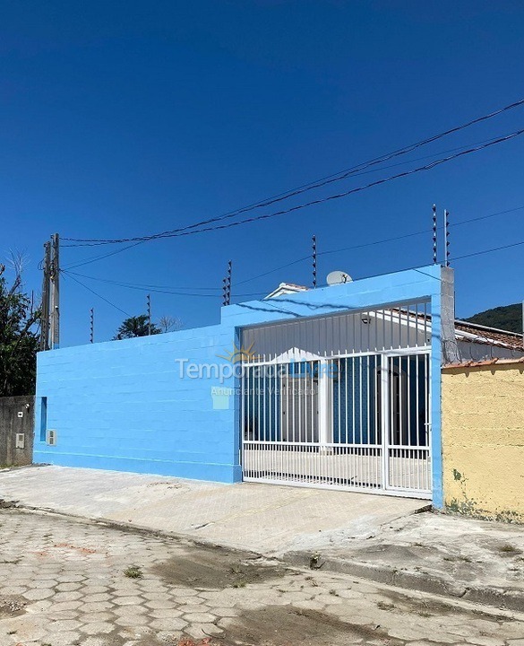 Casa para aluguel de temporada em Ubatuba (Maranduba)