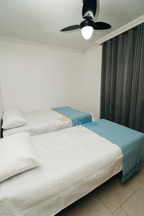 Apartamento para alquiler de vacaciones em Guarujá (Pitangueiras)