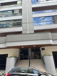 3 bedroom apartment with air conditioning. center half beach Beautiful street 264