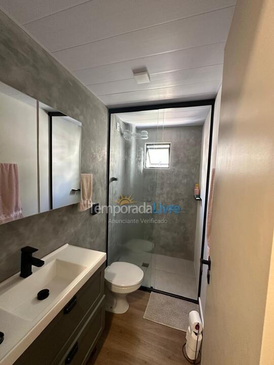 Apartment for vacation rental in Itapema (Meia Praia)