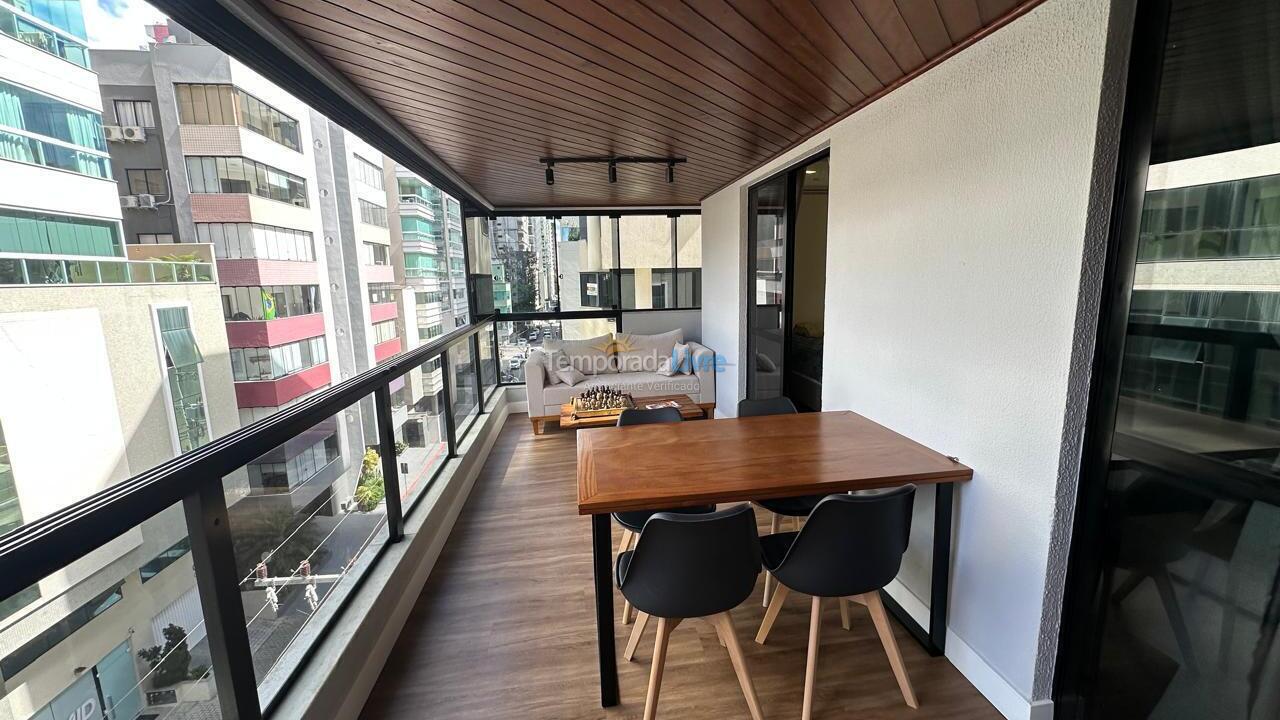 Apartment for vacation rental in Itapema (Meia Praia)