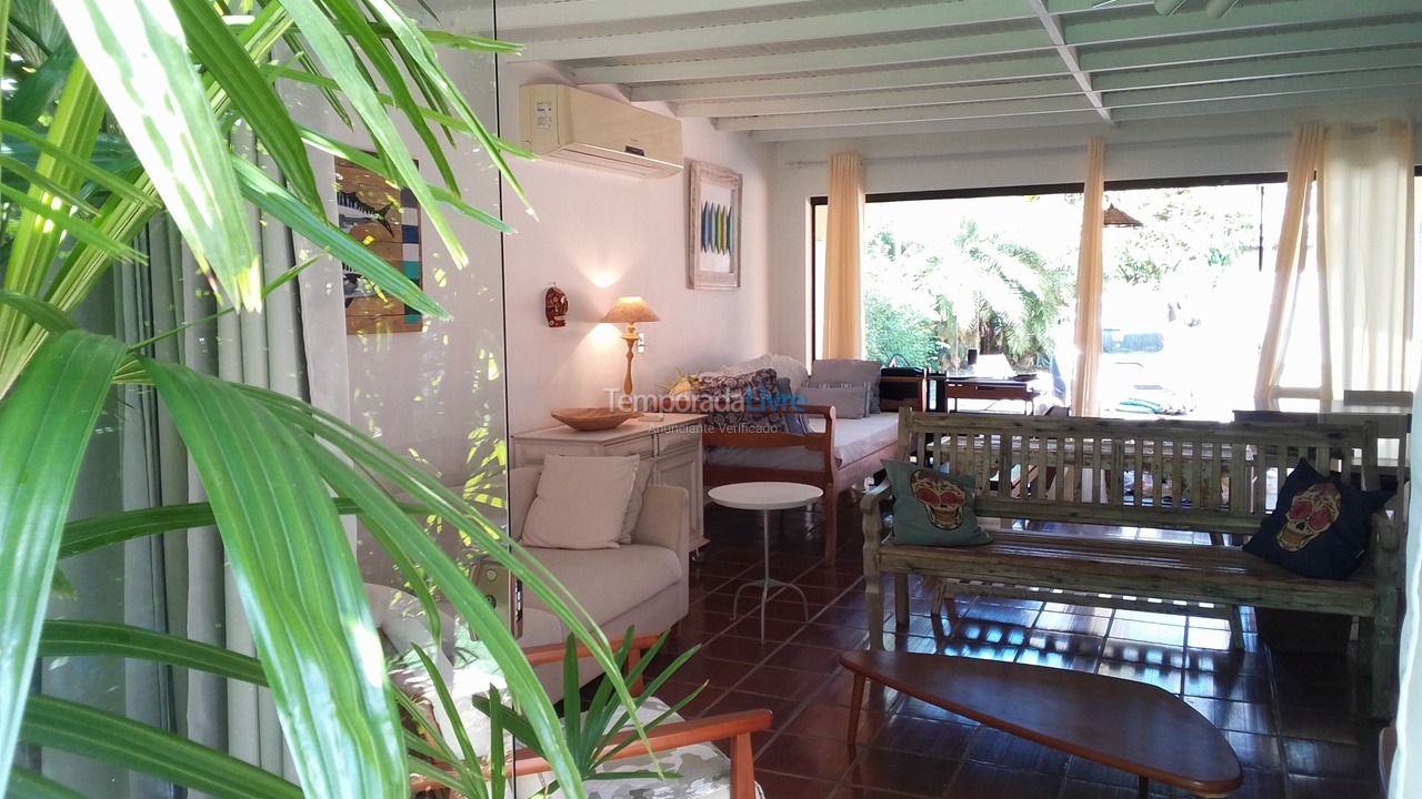 Casa para alquiler de vacaciones em Ubatuba (Praia do Lázaro)