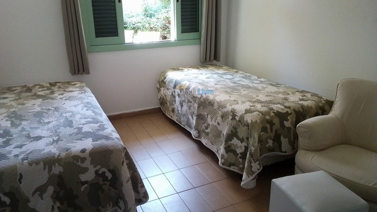 Casa para alquiler de vacaciones em Ubatuba (Praia do Lázaro)