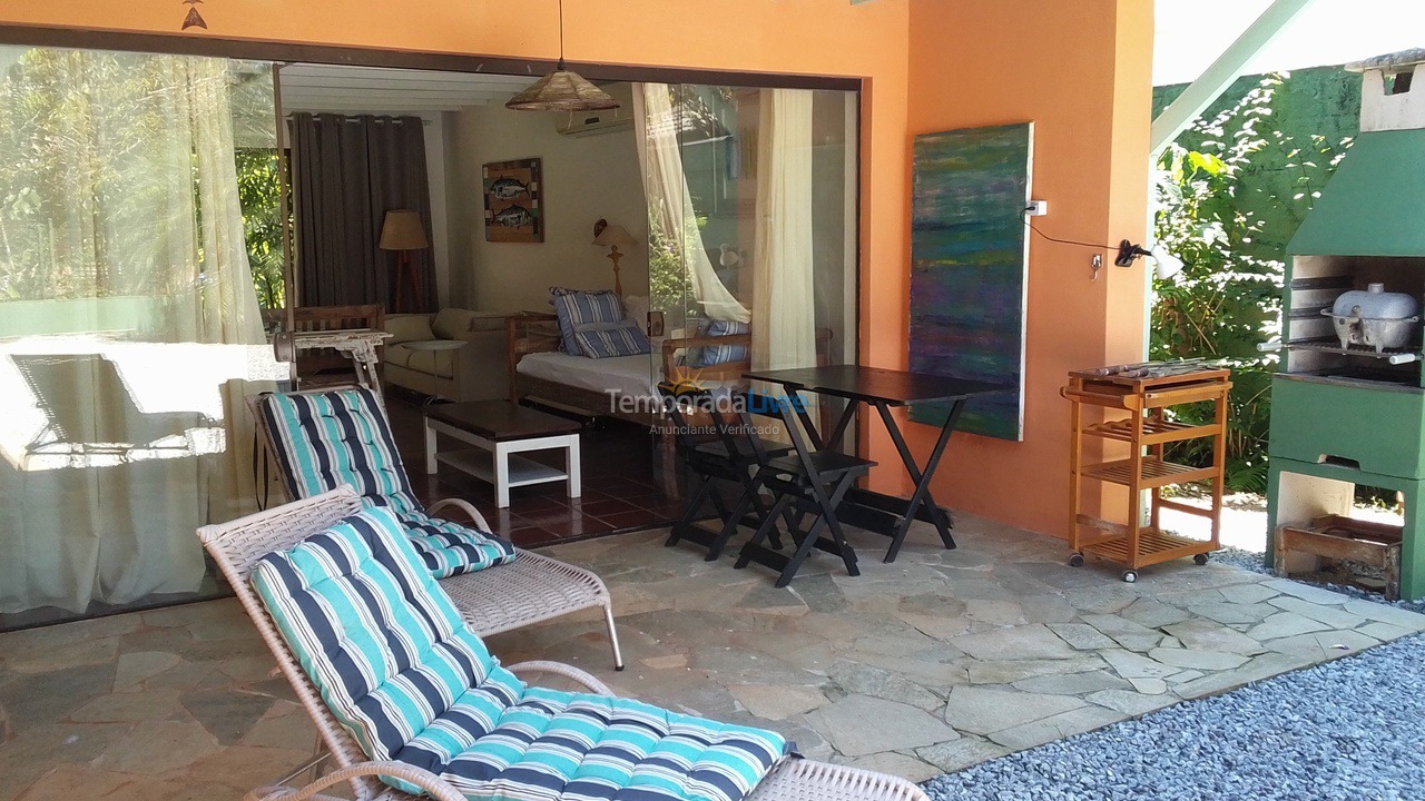 Casa para alquiler de vacaciones em Ubatuba (Praia do Lázaro)