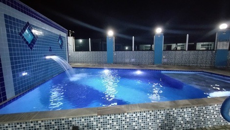 SOBRADO COM PISCINA, HIDRO E PRAINHA PÉ NA AREIA 😂⛱️🏊🏻