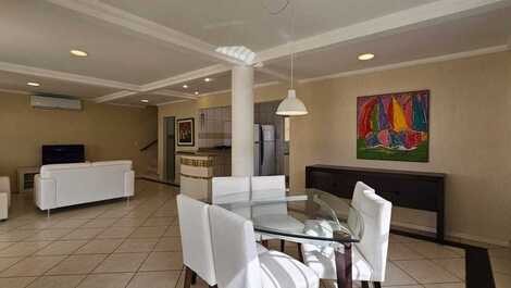 HOUSE FRONT SEA 4 BEDROOMS WITH AIR CONDITIONING