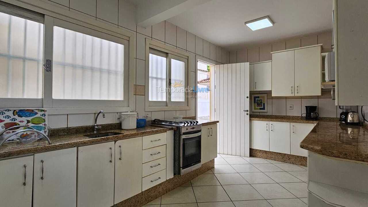 House for vacation rental in Florianópolis (Cachoeira do Bom Jesus)