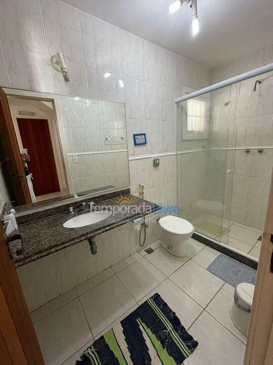 Casa para aluguel de temporada em Cabo Frio (Praia do Foguete)