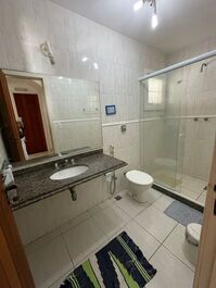 Casa de 6 quartos - piscina privativa - Frente praia do Foguete.