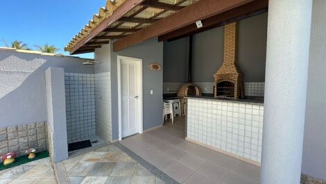 Casa de 6 quartos - piscina privativa - Frente praia do Foguete.