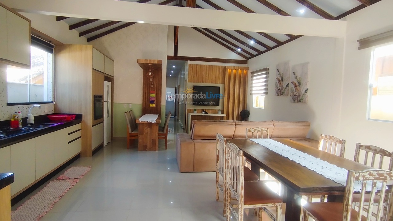 Casa para aluguel de temporada em Bombinhas (Mariscal)