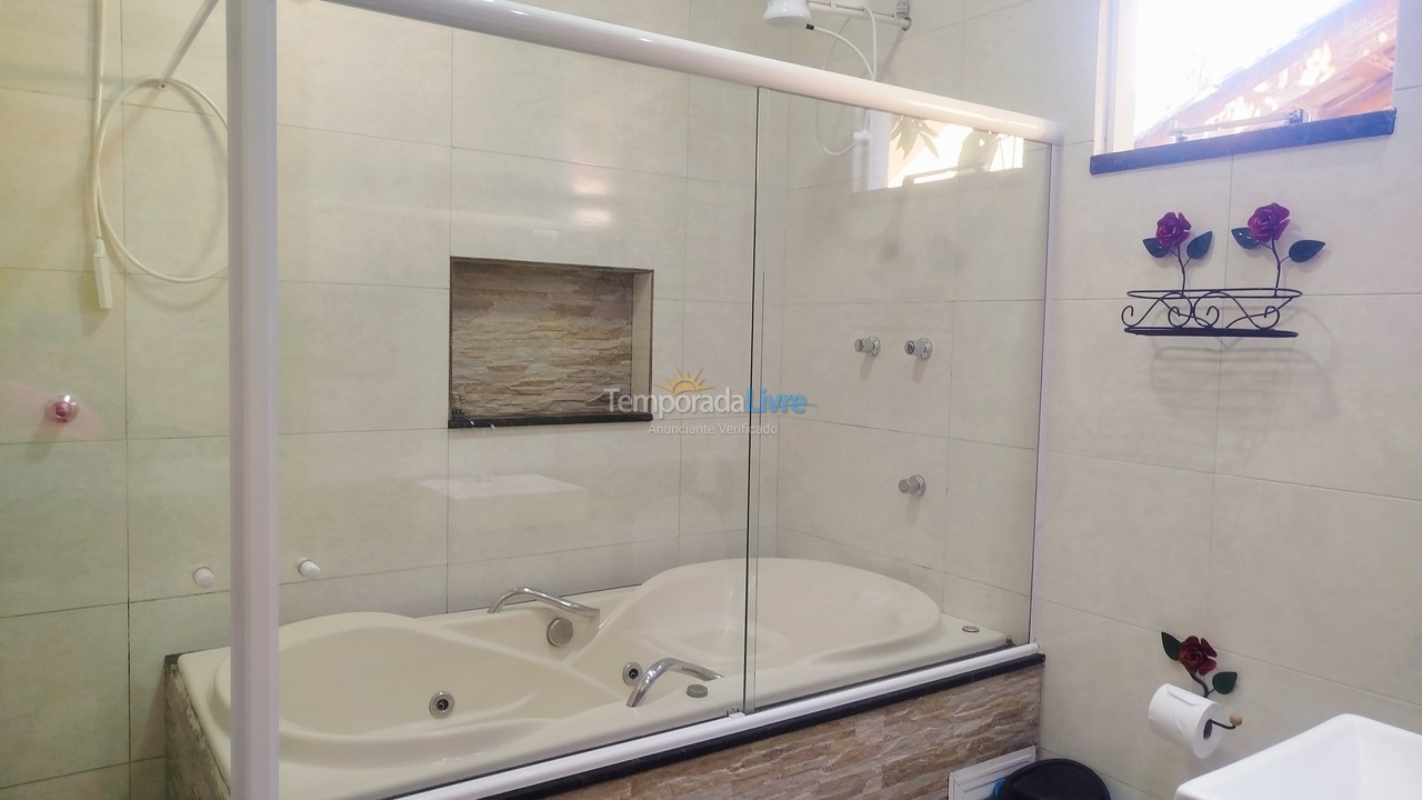 Casa para aluguel de temporada em Bombinhas (Mariscal)