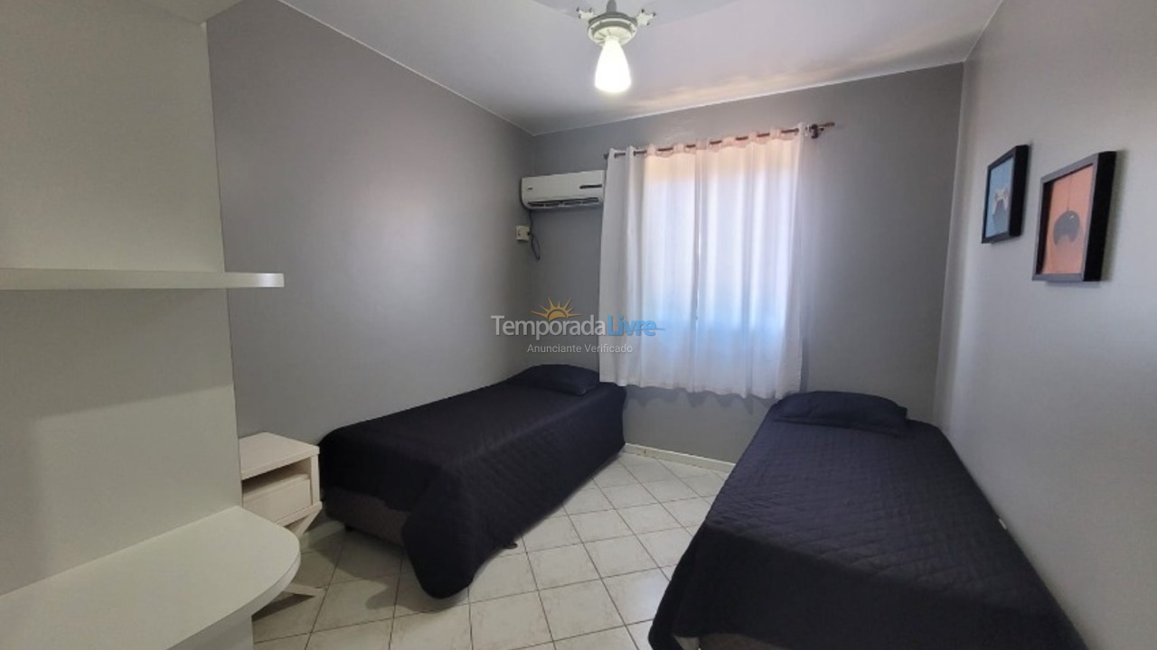 Apartment for vacation rental in Bombinhas (Bombinhas Centro)