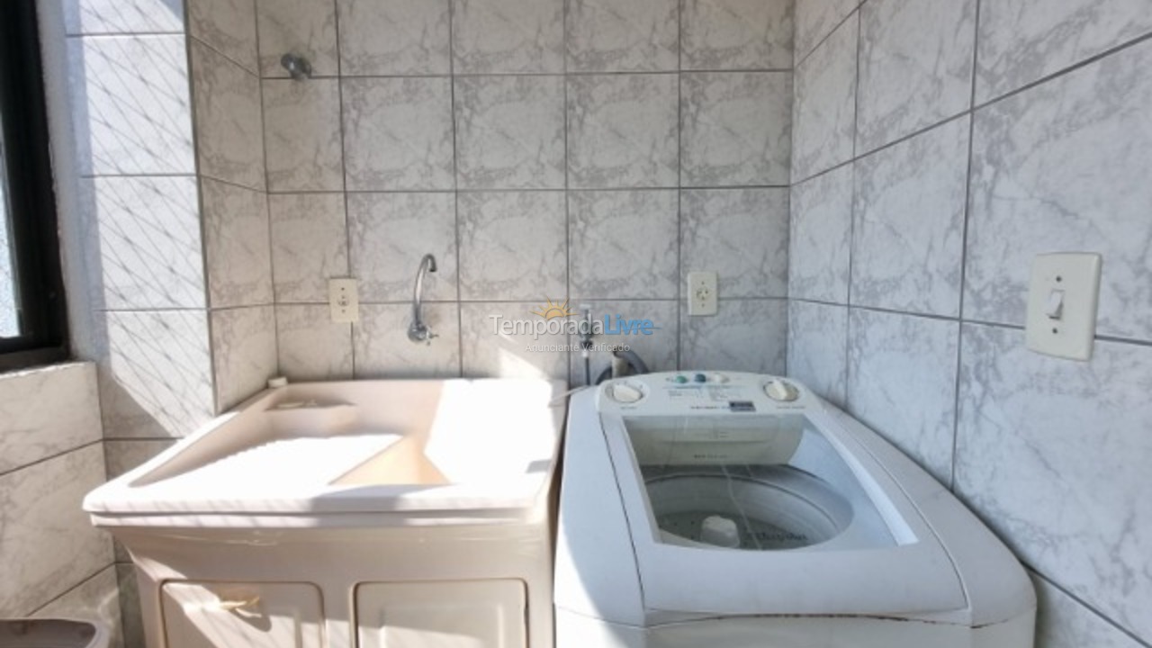 Apartment for vacation rental in Bombinhas (Praia de Bombinhas)