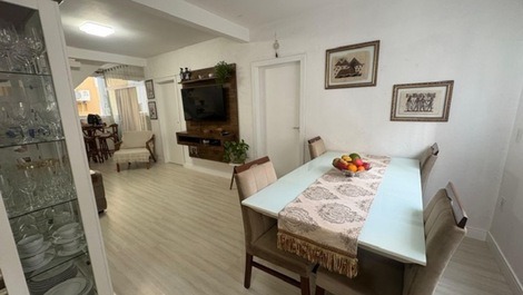 Great apartment on the court of the sea