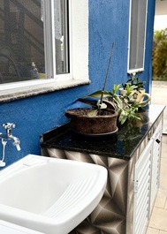 Cozy house. Block 28!!