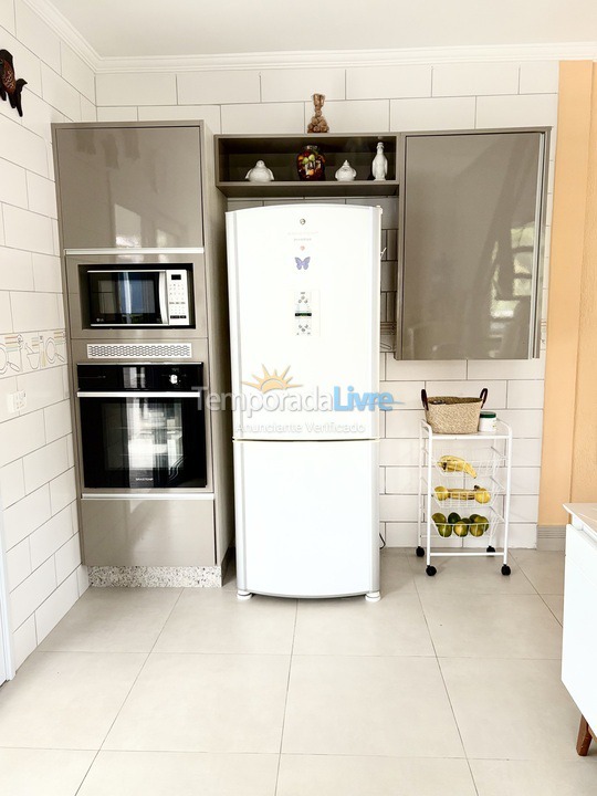 House for vacation rental in Bertioga (Condominio Morada da Praia)