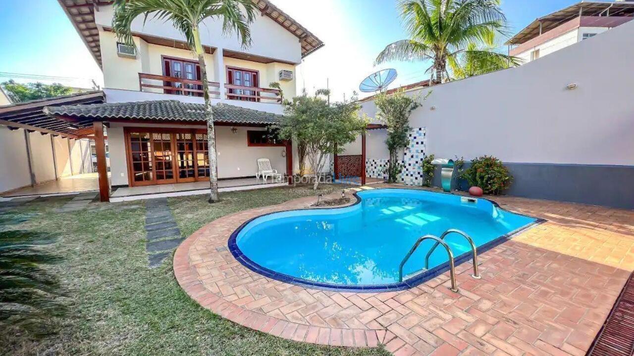 Casa para aluguel de temporada em Guarapari (Praia do Morro)