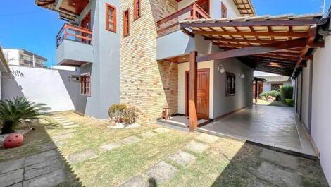 Casa luxo com piscina e churrasqueira