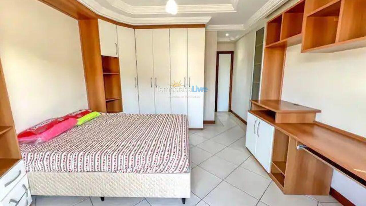 Casa para aluguel de temporada em Guarapari (Praia do Morro)