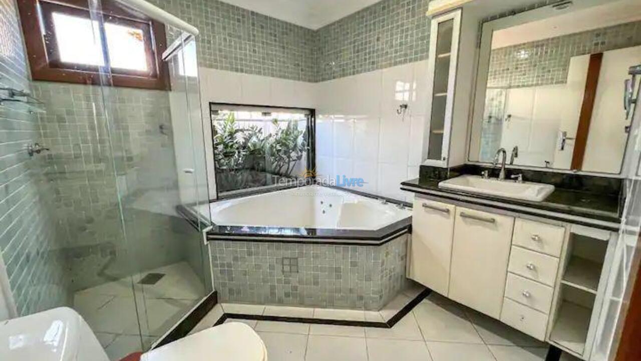 Casa para aluguel de temporada em Guarapari (Praia do Morro)