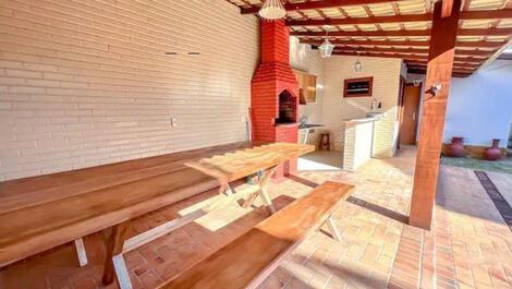 Casa luxo com piscina e churrasqueira