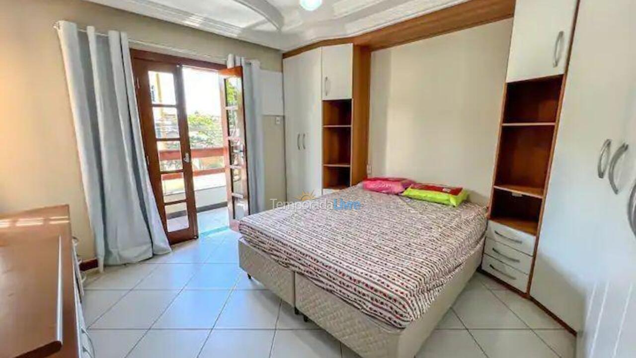 Casa para aluguel de temporada em Guarapari (Praia do Morro)