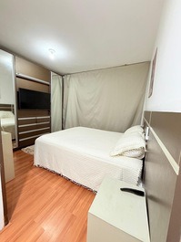 EXCELLENT 5 BEDROOM HOUSE (47)996087741