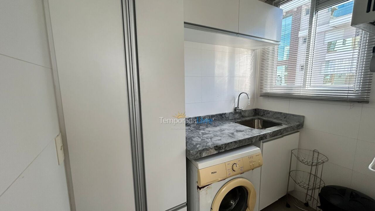 Apartamento para alquiler de vacaciones em Governador Celso Ramos (Praia de Palmas)