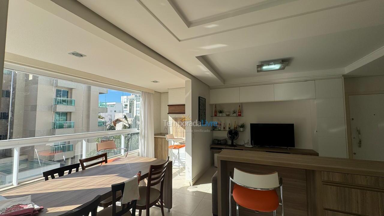 Apartamento para alquiler de vacaciones em Governador Celso Ramos (Praia de Palmas)