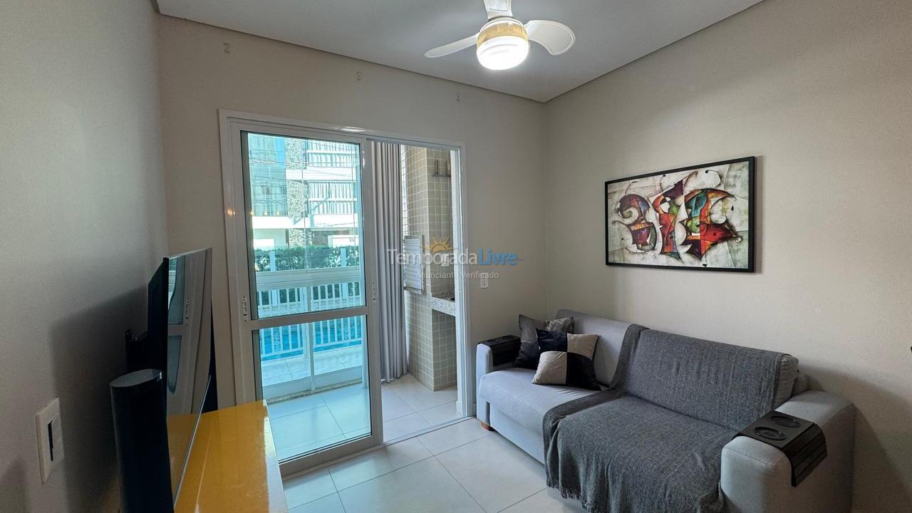 Apartamento para aluguel de temporada em Governador Celso Ramos (Praia de Palmas)