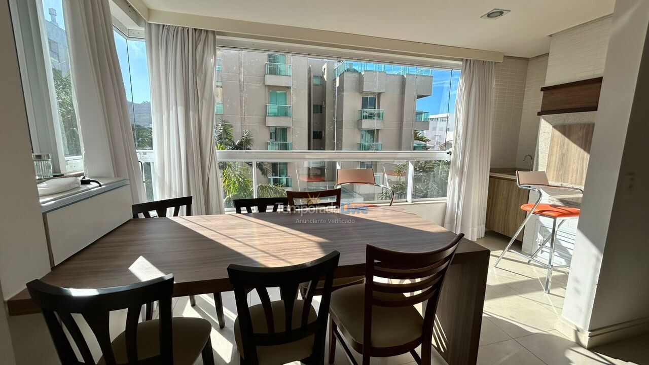 Apartamento para alquiler de vacaciones em Governador Celso Ramos (Praia de Palmas)