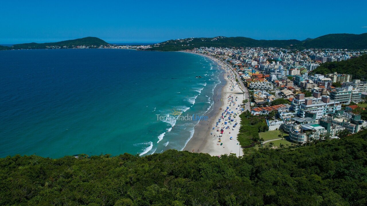 Apartamento para aluguel de temporada em Bombinhas (Praia de Bombas)